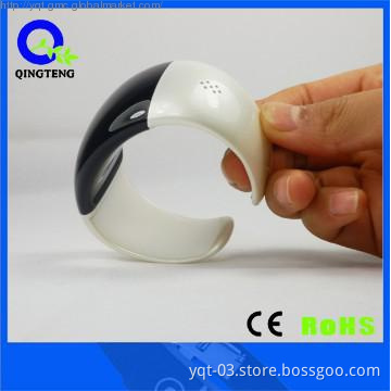 bluetooth bracelet with vibration and ld display